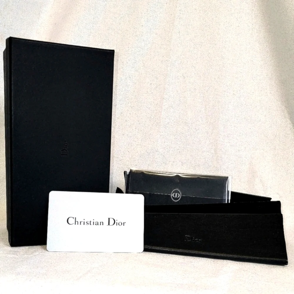 New DIOR Technologic Sunglasses - Picture 3 of 9